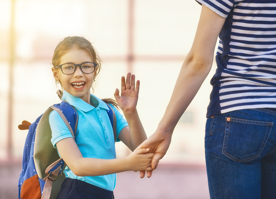 Divorced parents: How you can help your child adjust to a new school